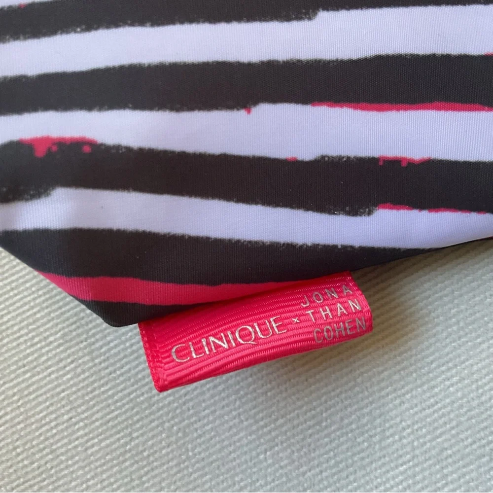 Clinique x Jonathan Cohen Cosmetic bag w/Almost Lipstick Pink Honey NWT